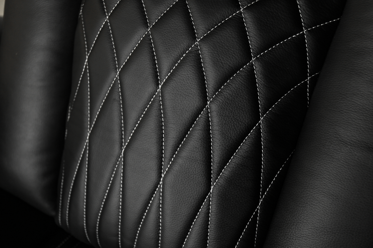 Vorlux Tarantino Three Motor Leather Executive Home Theater Seating