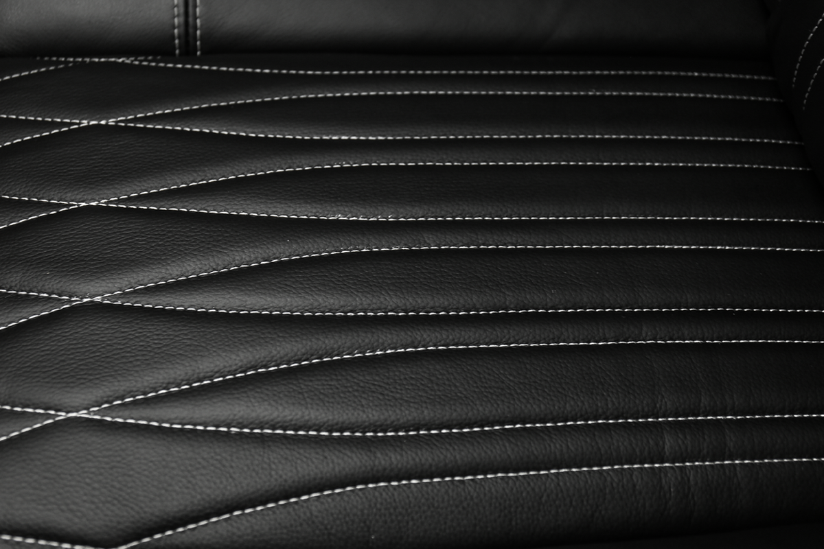 Vorlux Tarantino Three Motor Leather Executive Home Theater Seating